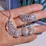 Girls Fashion Jewellery Feathers pattern silver color light weight casual Jewellery Party Wear