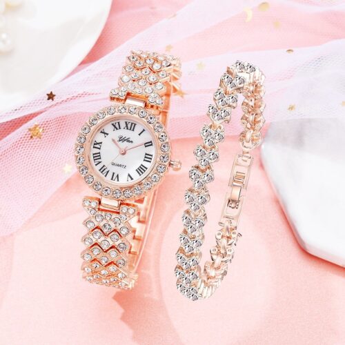 Elegant Rose Gold Watch with Bracelet for Women - A Fashion Statement