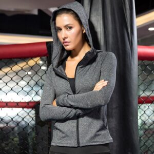 women's hoodies sweatshirts with zippers, cozy and versatile cold-weather apparel.