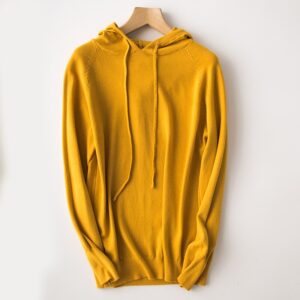 women's Latest Design of hooded sweater, a stylish and comfortable Warm and light weight hoody Sweater