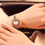 Ladies Bangle Bracelet Luxury Watches Stainless Steel Retro Quartz Wrist Watches Women Fashion Casual Women Dress Watch