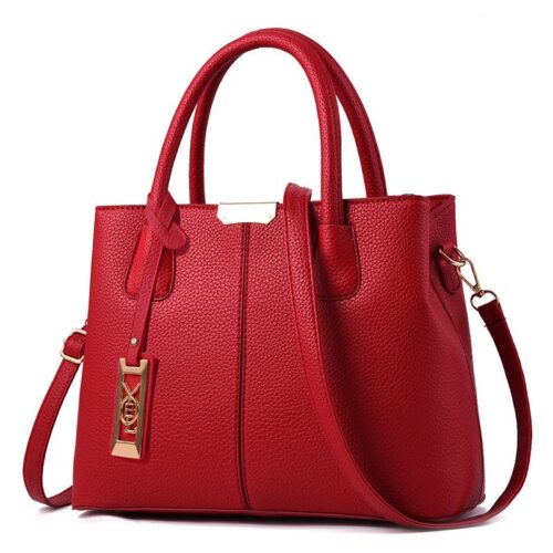 Crossbody handbag with European and American design, featuring a simple, large capacity, single shoulder style, and a solid color