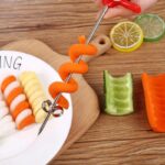 1PC-Stainless-Steel-Spiral-Knife-Screw-Slicer-Cutter-Vegetables-Potato-Carrot-Cucumber-Salad-Chopper-Kitchen-Accessories-3